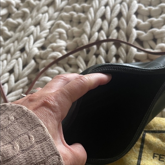 Authentic Fendi Vintage crossbody bag - Picture 3 of 11
